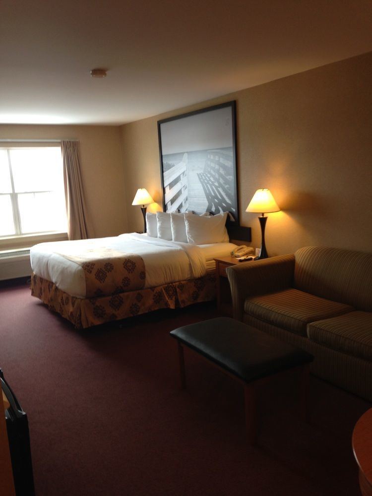 Quality Inn & Suites Cornwall Dış mekan fotoğraf