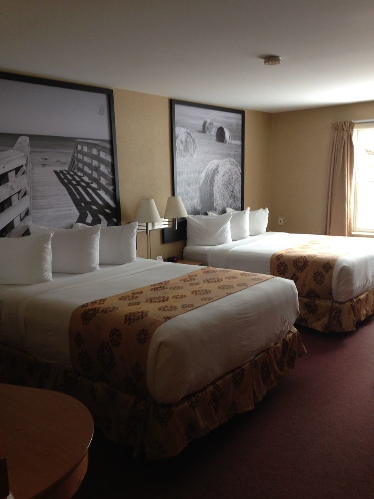 Quality Inn & Suites Cornwall Dış mekan fotoğraf