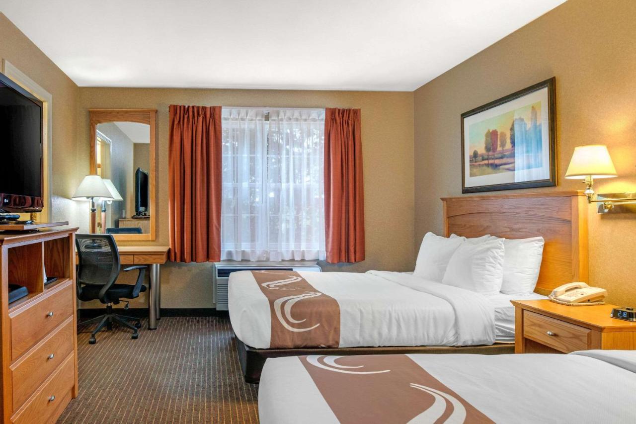 Quality Inn & Suites Cornwall Dış mekan fotoğraf